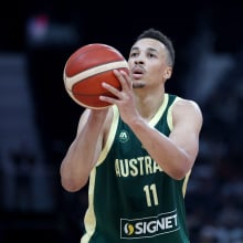  Dante Exum of Australia shoots a free throw 
